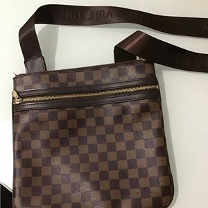 Louis Vuitton crossbody bag